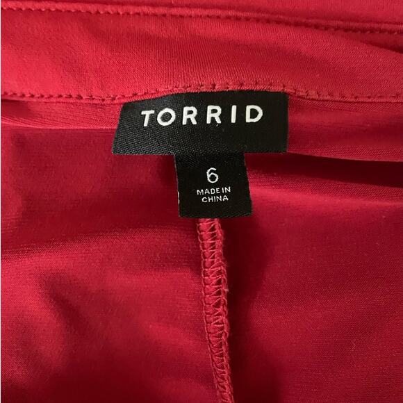 Torrid Women Tunic Top 6X Red Ruched Button Front Long Sleeve Workwear Office - Picture 2 of 11